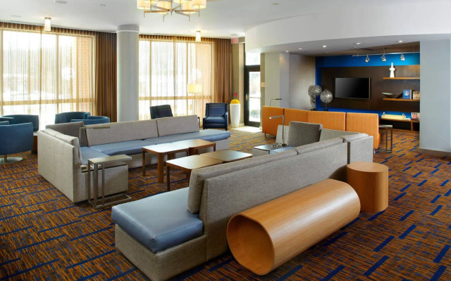 photo 2 of Courtyard by Marriott Dayton-University of Dayton