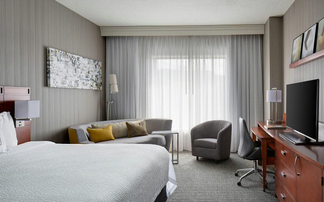 photo 4 of Courtyard by Marriott Downtown Grand Rapids
