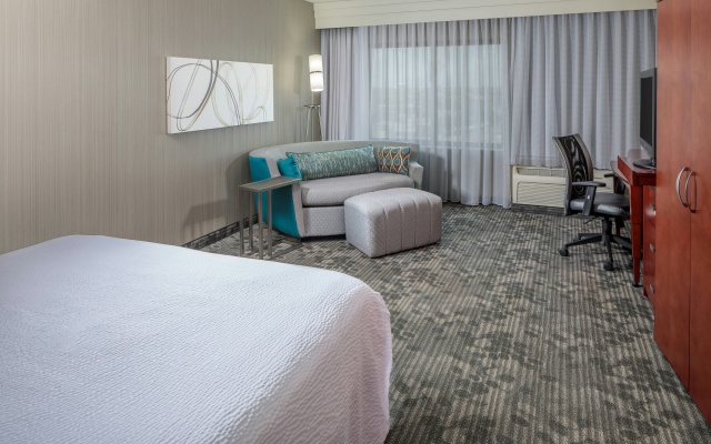 photo 5 of Courtyard by Marriott Houston Medical Center/NRG Park
