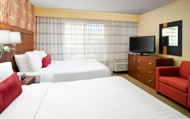 photo 4 of Courtyard by Marriott John Wayne Airport/Orange County
