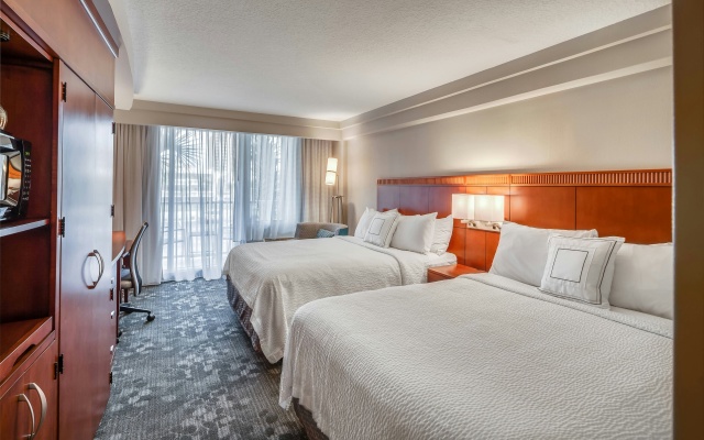 photo 4 of Courtyard by Marriott Jacksonville Beach Oceanfront