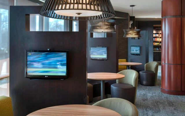 photo 5 of Courtyard by Marriott Lebanon