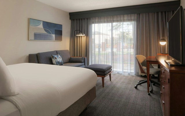 photo 5 of Courtyard by Marriott Louisville East