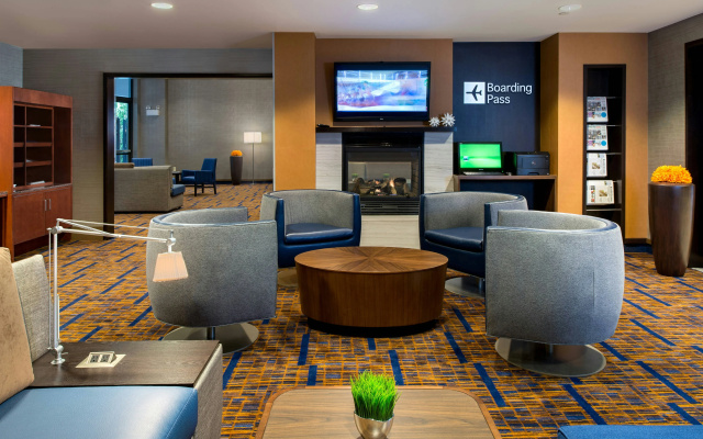 photo 2 of Courtyard by Marriott Hanover Lebanon