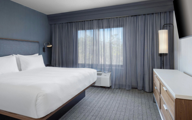 photo 5 of Courtyard by Marriott Hanover Lebanon