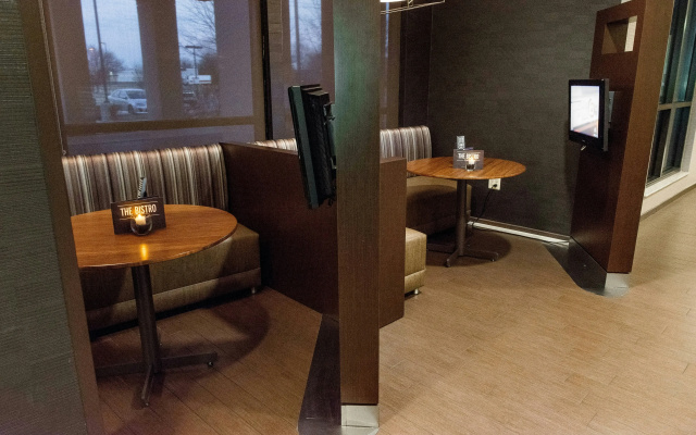 photo 3 of Courtyard Marriott Lafayette