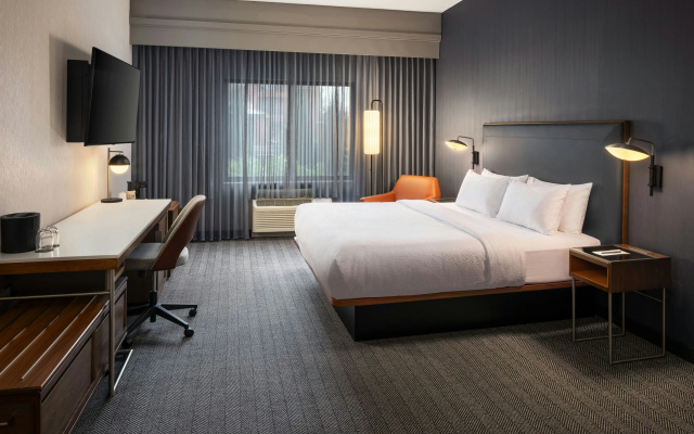 photo 5 of Courtyard Minneapolis St. Paul/Roseville by Marriott