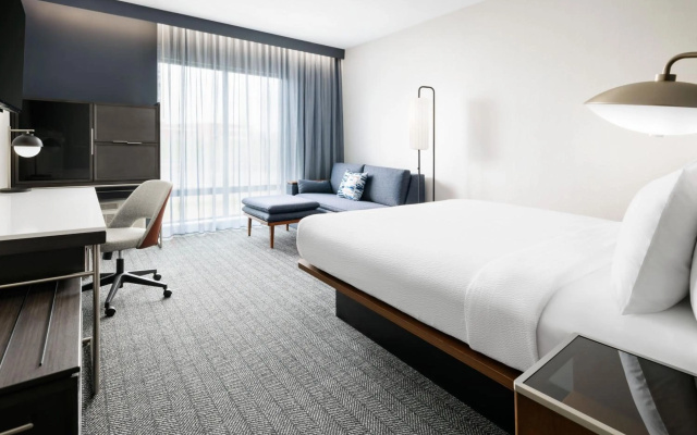 photo 3 of Courtyard By Marriott New Castle