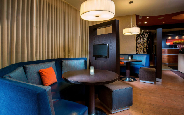 photo 2 of Courtyard by Marriott Peoria