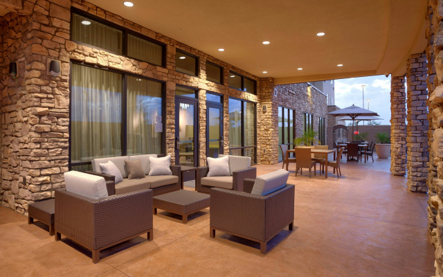 photo 4 of Courtyard by Marriott Phoenix Mesa Gateway Airport