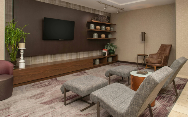 photo 5 of Courtyard By Marriott Portland Airport
