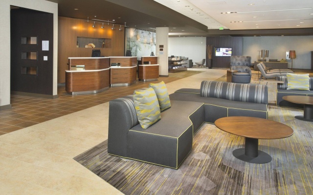 photo 2 of Courtyard by Marriott Redwood City