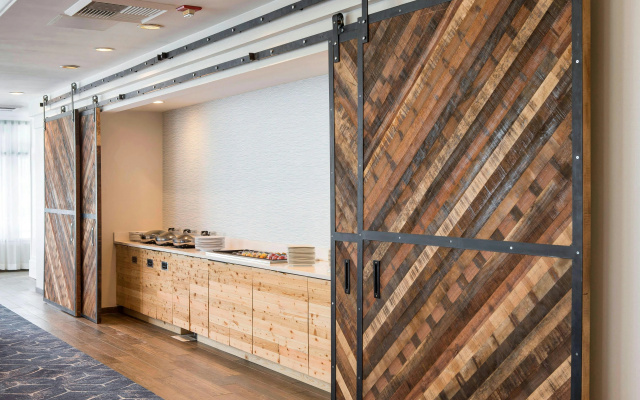 photo 4 of Courtyard by Marriott Seattle Downtown Lake Union