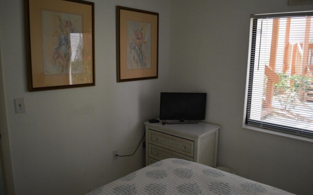 photo 3 of Cove II 413F 2 Bedroom Condo By Midnight Cove II