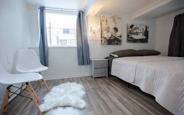 photo 2 of Cozy 1 BDR in Heart of Logan Square & Near Train
