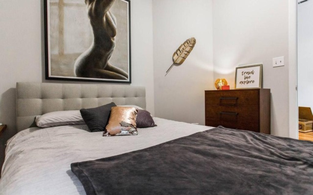 photo 2 of ✪ Cozy 1 Bedroom close to Downtown Chicago ✪
