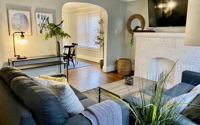 photo 4 of Cozy and Comfortable Apartment