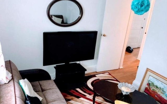 photo 3 of Cozy Apartment Easy Transportation 2 New York City