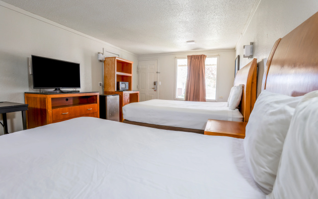 photo 5 of Cozy Garden Inn By OYO Hwy 40 Richmond