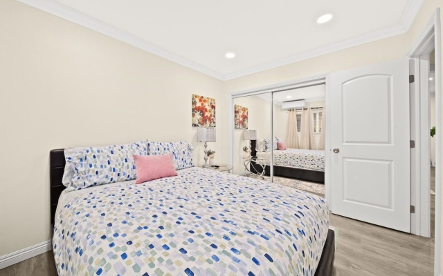 photo 2 of Cozy n Serene 12mins to Downtown LA