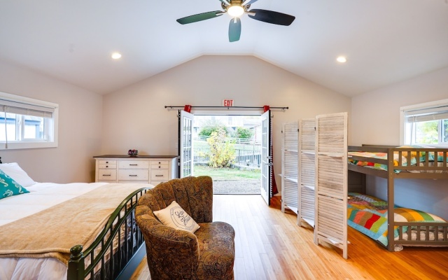 photo 3 of Cozy Ohio Home w/ Patio + Buckeye Lake Access!