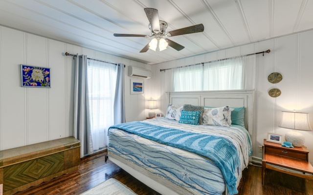 photo 2 of Cozy Cottage w/ Patio < 2 Mi to Rockport Beach!