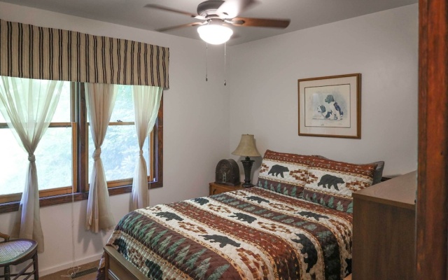 photo 2 of Cozy Whittier Home w/ Fire Pits < 15 Mi to Hiking!