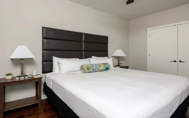 photo 5 of Bold CozySuites w/pool, gym, roof #6
