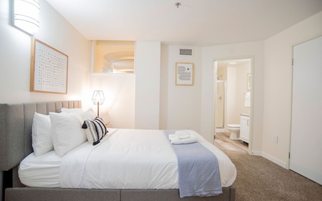 photo 4 of CozySuites The Block Skybridge Access 1