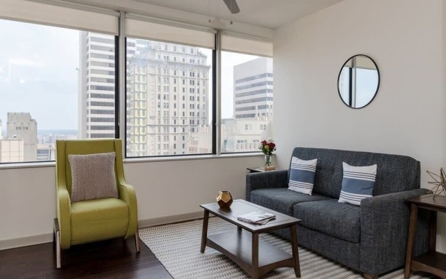 photo 3 of CozySuites | TWO Lovely 2BR 2BA Condo