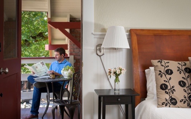 photo 3 of Craftsman Inn
