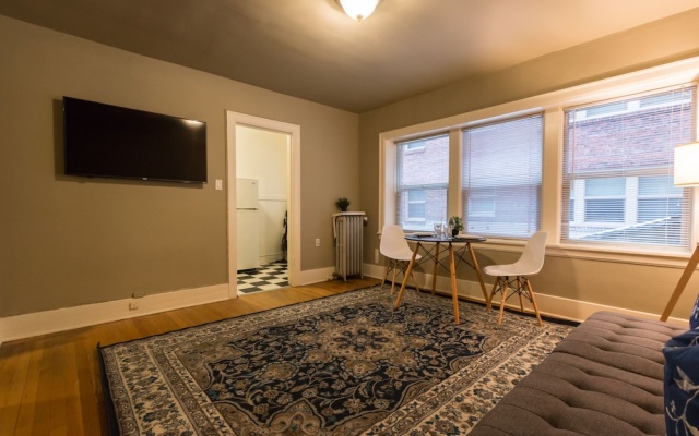 photo 4 of CrashPad Downtown Seattle