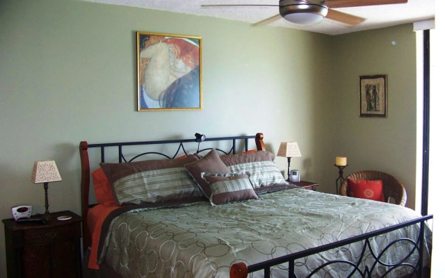 photo 2 of Crescent Beach Club 14C Apartment