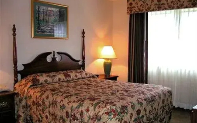 photo 2 of Crestwood Suites Durham