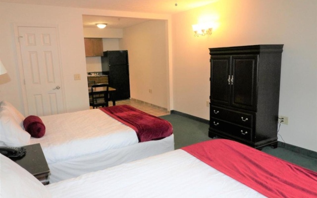 photo 3 of Crimson Inn