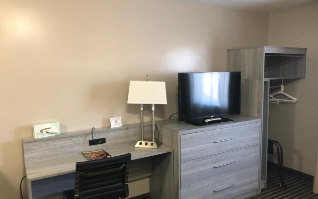 photo 4 of DuPont Suites