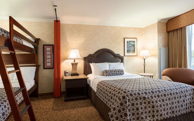 photo 5 of Delta Hotels by Marriott Anaheim Garden Grove