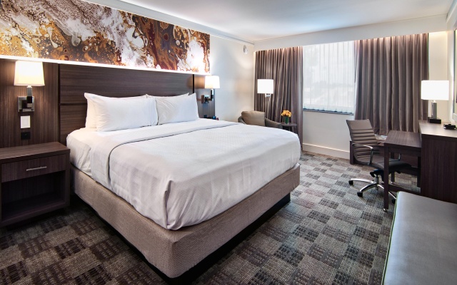 photo 5 of Crowne Plaza Executive Center Baton Rouge by IHG