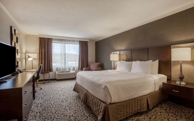 photo 4 of Crowne Plaza Danbury