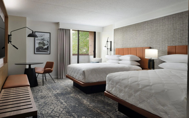 photo 4 of Sheraton Grand Rapids Airport Hotel