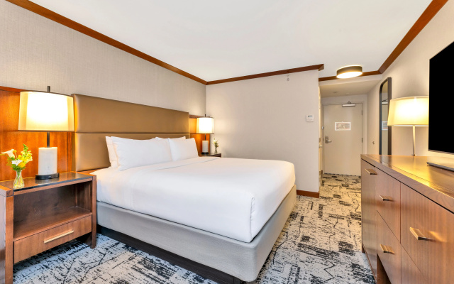 photo 4 of Crowne Plaza Hotel Foster City - San Mateo by IHG