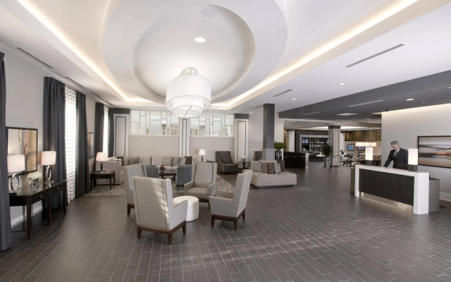 photo 2 of Crowne Plaza Hotel Greenville-I-385-Roper Mtn Rd by IHG