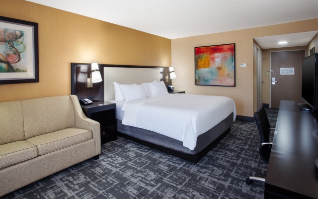 photo 5 of Crowne Plaza Hotel Greenville-I-385-Roper Mtn Rd by IHG
