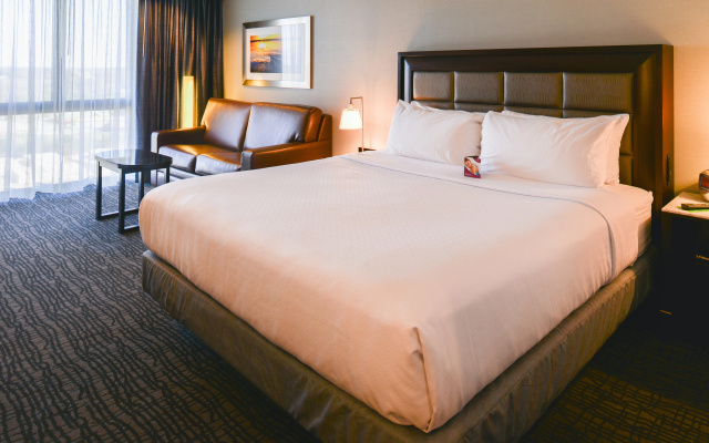 photo 3 of Crowne Plaza Springfield by IHG