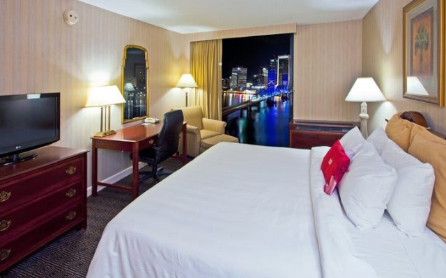 photo 3 of Crowne Plaza Jacksonville Riverfront