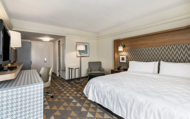 photo 2 of Holiday Inn & Suites Pittsfield-Berkshires by IHG