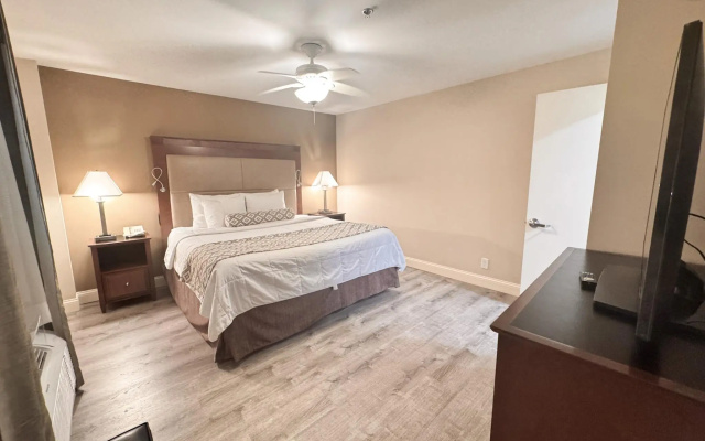 photo 3 of Clayton Plaza Hotel & Extended Stay