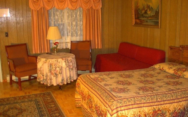 photo 5 of Crystal Brook Resort & Mountain Brauhaus