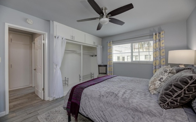 photo 4 of Cute Apt Close To Downtown, Long Beach! 1 Bedroom Apts by RedAwning