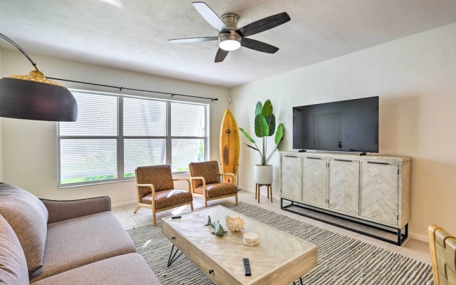 photo 2 of Cute & Cozy Florida Duplex: Walk to Beaches!